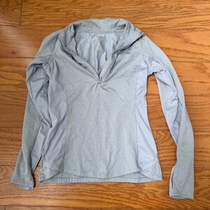 Danskin Light Gray Long Sleeve Quarter-Zip Top semi fitted small 4-6